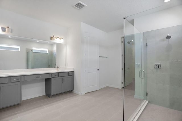 17465 VALLEYWOOD PARKWAY, Land O Lakes, FL 34638