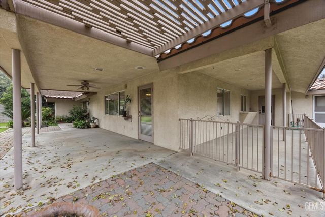 7600 Petris Avenue, Bakersfield, CA 93308