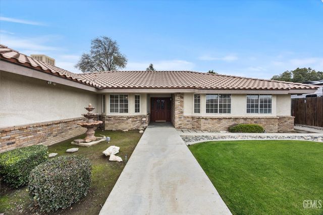 7600 Petris Avenue, Bakersfield, CA 93308