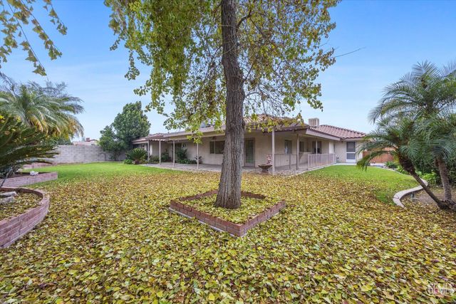 7600 Petris Avenue, Bakersfield, CA 93308