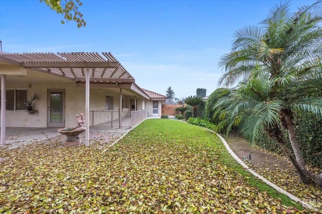 7600 Petris Avenue, Bakersfield, CA 93308