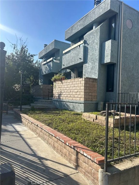 9047 Willis 5, Panorama City, CA 91402