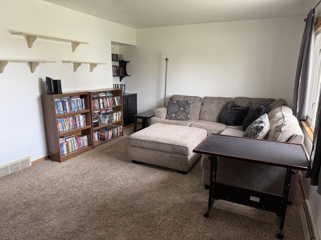1604 Calumet DRIVE, New Holstein, WI 53061