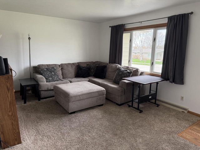 1604 Calumet DRIVE, New Holstein, WI 53061