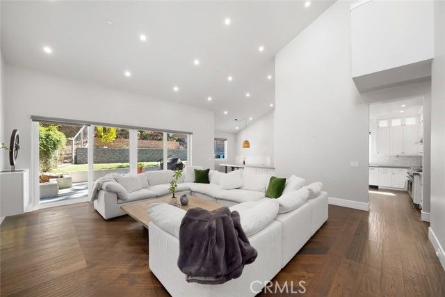 2207 San Luis Drive, San Luis Obispo, CA 93401