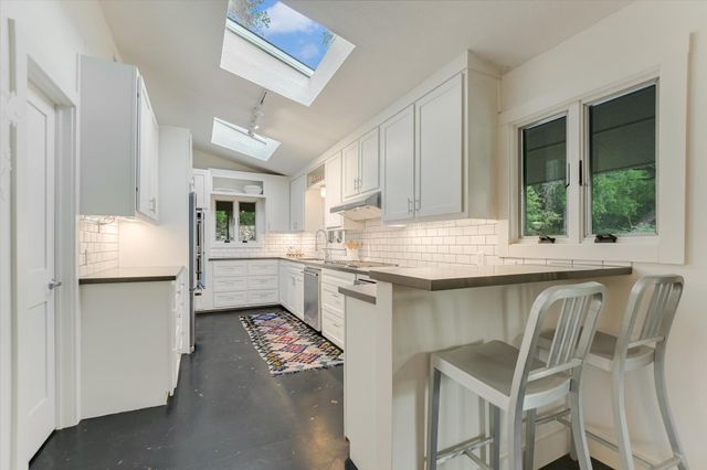 1121 Hidden Valley RD, Wimberley, TX 78676