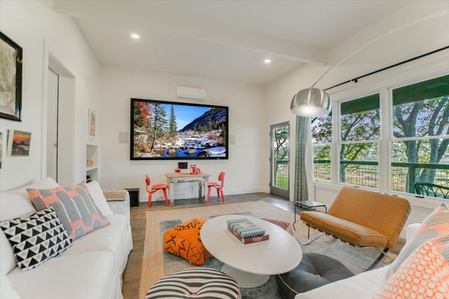 1121 Hidden Valley RD, Wimberley, TX 78676