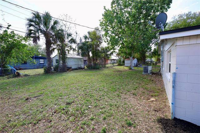 107 ACADEMY AVENUE, Sanford, FL 32771