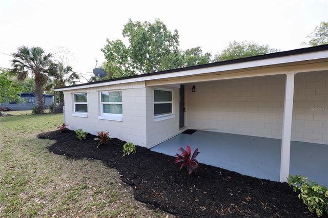 107 ACADEMY AVENUE, Sanford, FL 32771