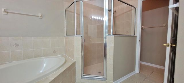 18009 MAUI ISLE DRIVE, Tampa, FL 33647