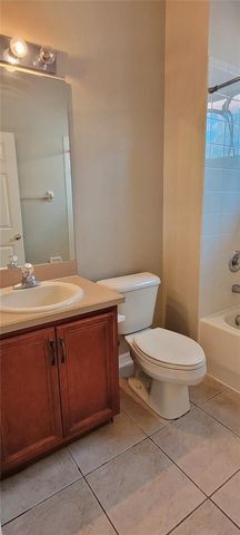 18009 MAUI ISLE DRIVE, Tampa, FL 33647