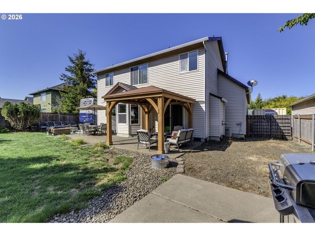 1204 33RD Pl, Forest Grove, OR 97116