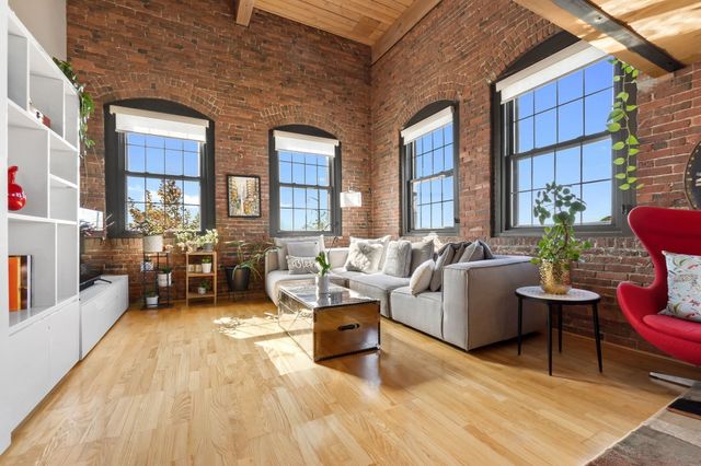 50 Rantoul St 511, Beverly, MA 01915