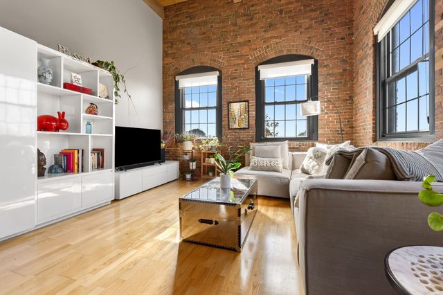 50 Rantoul St 511, Beverly, MA 01915