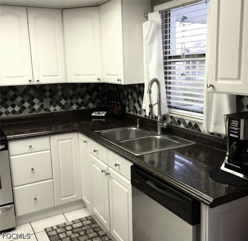 506 SE 27th TER, Cape Coral, FL 33904
