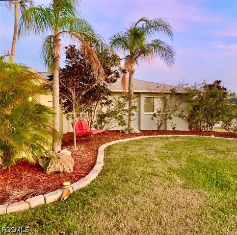 506 SE 27th TER, Cape Coral, FL 33904