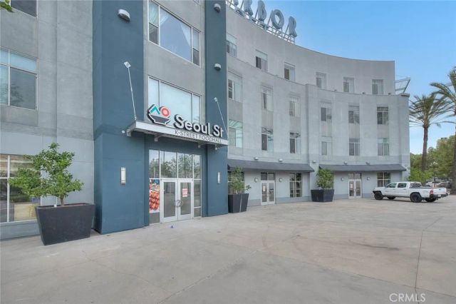 435 W Center Street Promenade 328, Anaheim, CA 92805