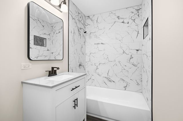 330 HICKORY Street, Chicago Heights, IL 60411