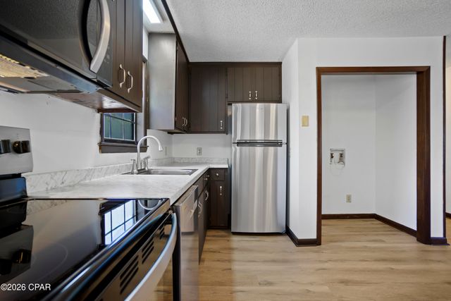 6385 Blue Arrow Drive, Marianna, FL 32446