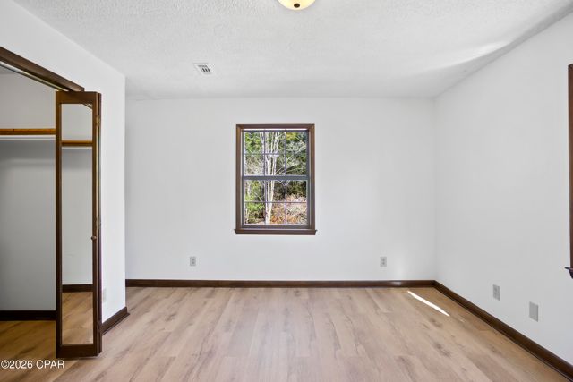 6385 Blue Arrow Drive, Marianna, FL 32446