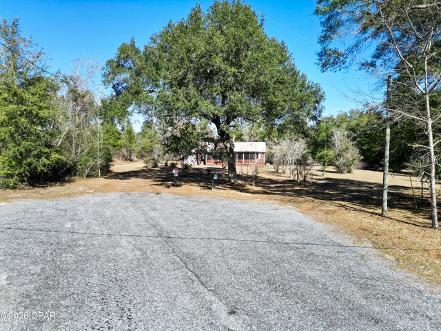 6385 Blue Arrow Drive, Marianna, FL 32446