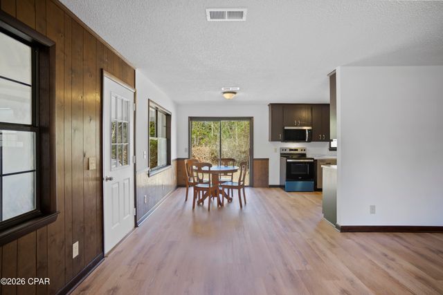 6385 Blue Arrow Drive, Marianna, FL 32446