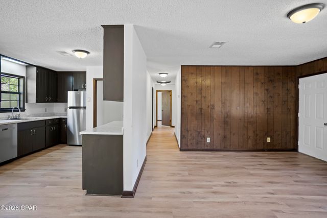 6385 Blue Arrow Drive, Marianna, FL 32446