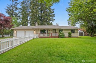 423 3rd Avenue NW, Chehalis, WA 98532