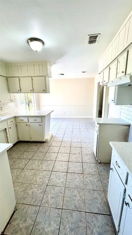 140 VZ County Road 2153, Canton, TX 75103