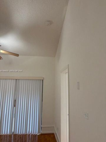 15539 N Miami Lakeway N 201-22, Miami Lakes, FL 33014