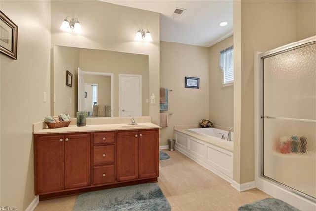 1513 Pucknall DR, Chesapeake, VA 23320