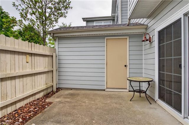 1513 Pucknall DR, Chesapeake, VA 23320