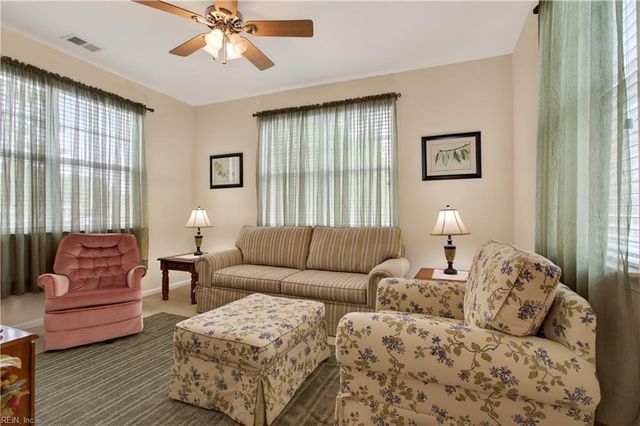 1513 Pucknall DR, Chesapeake, VA 23320