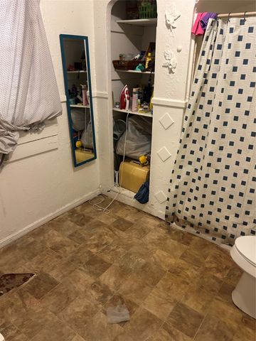 2705 Warren Avenue, Dallas, TX 75215