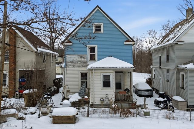 4 Forest Street, Elyria, OH 44035