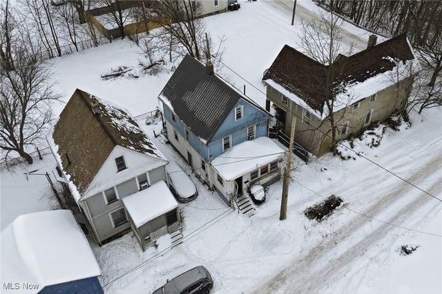 4 Forest Street, Elyria, OH 44035