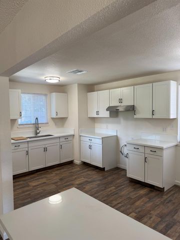 2544 E Gettysburg E, Fresno, CA 93726