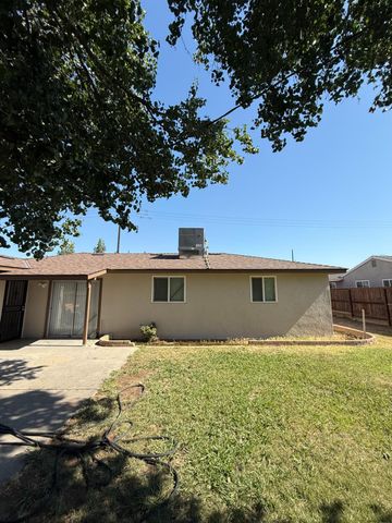 2544 E Gettysburg E, Fresno, CA 93726