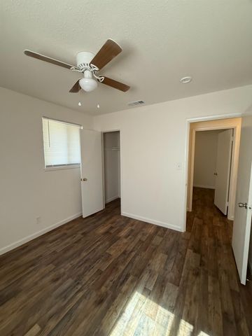 2544 E Gettysburg E, Fresno, CA 93726