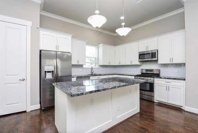 812 Fisher Street J, Houston, TX 77018