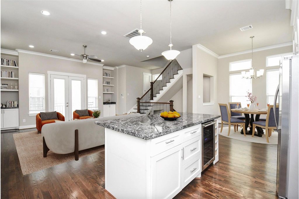 812 Fisher Street J, Houston, TX 77018