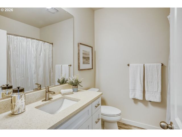 9358 GLORY Ct Ne, Salem, OR 97305