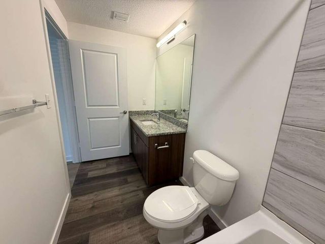 4260 Lakewood Road 205, Lake Worth Beach, FL 33461