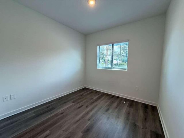 4260 Lakewood Road 205, Lake Worth Beach, FL 33461