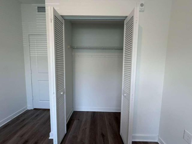 4260 Lakewood Road 205, Lake Worth Beach, FL 33461