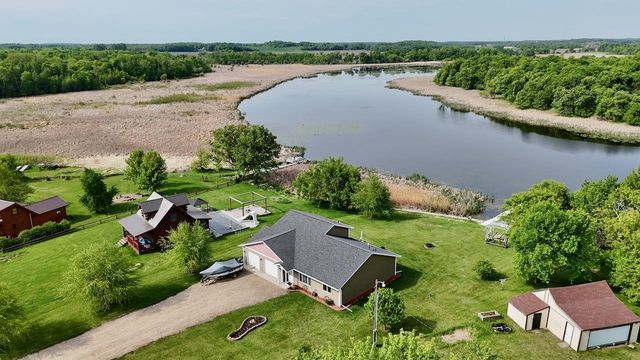 32406 Starland Shore Drive, Dent, MN 56528