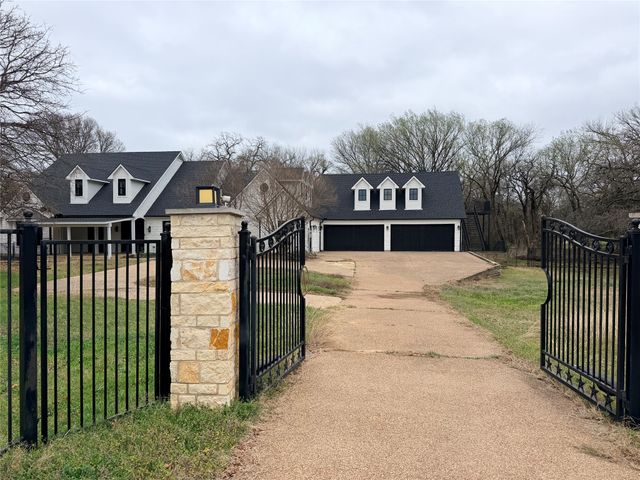 1505 N Carroll Avenue, Southlake, TX 76092