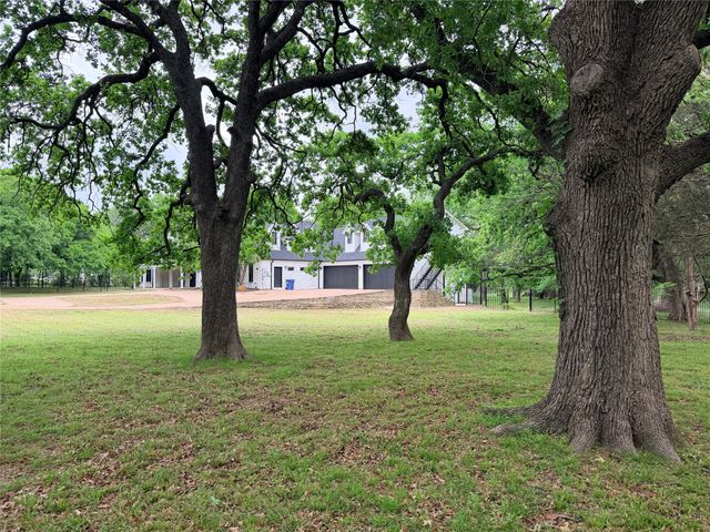 1505 N Carroll Avenue, Southlake, TX 76092