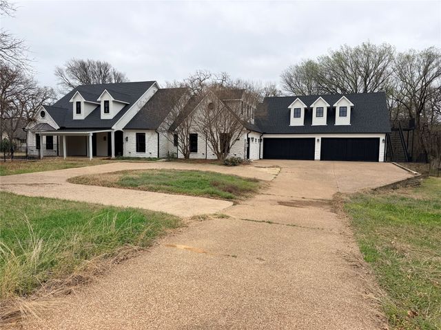 1505 N Carroll Avenue, Southlake, TX 76092