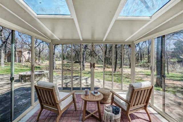 1505 N Carroll Avenue, Southlake, TX 76092